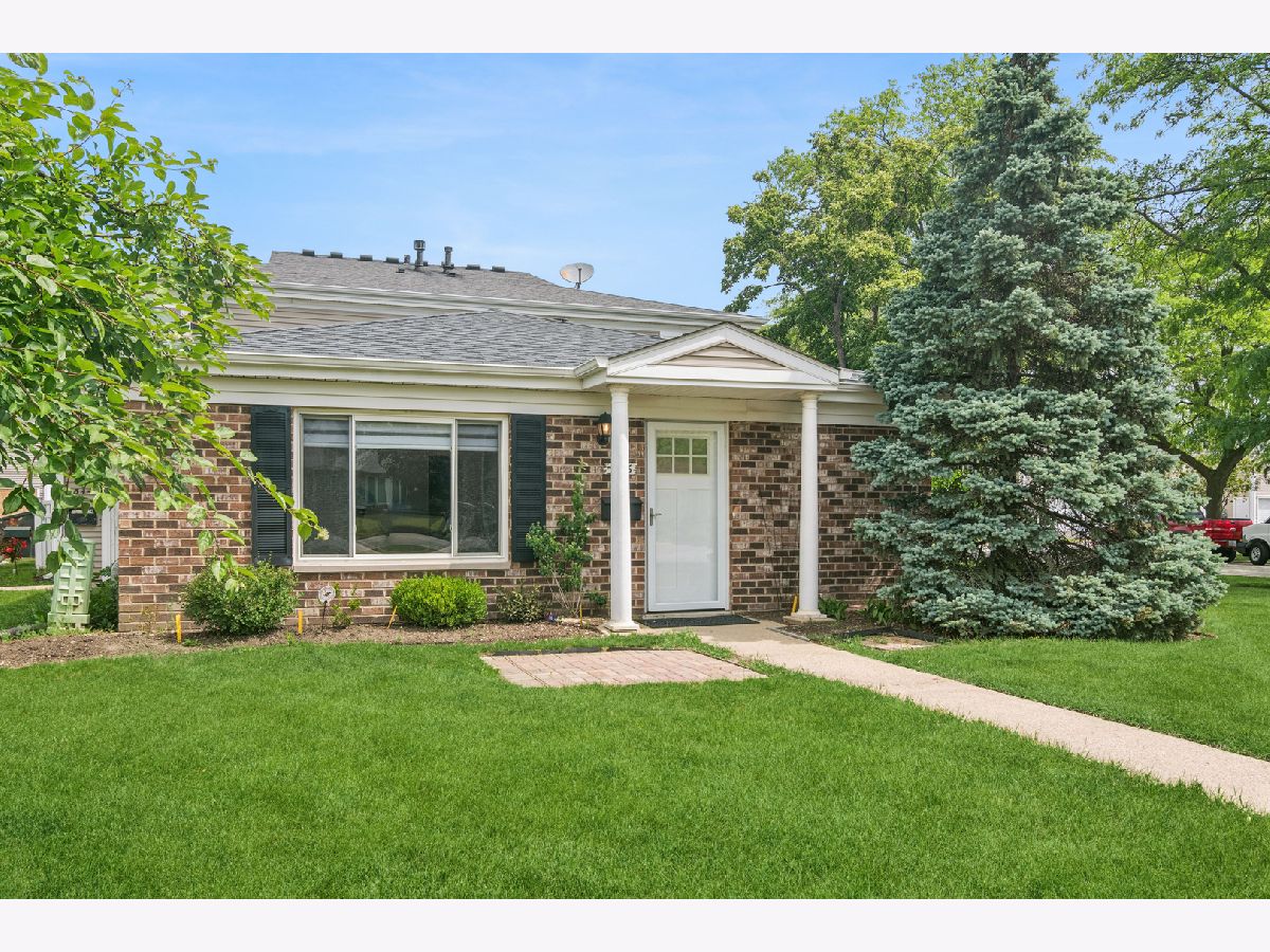  For Sale Prospect Heights Illinois, 546 Old Willow Road