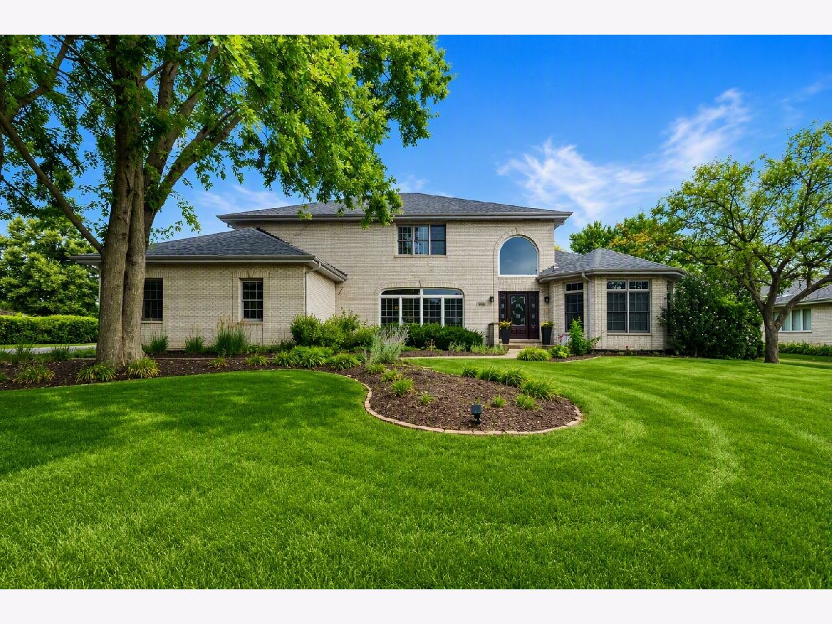  For Sale Lemont Illinois, 12915 Silver Fox Drive