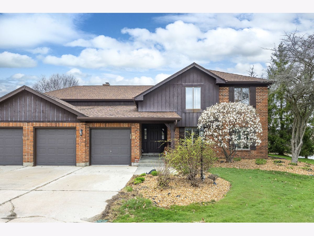 Homes & Condominiums For Sale Prestwick Frankfort Illinois, 90 Golf View Lane