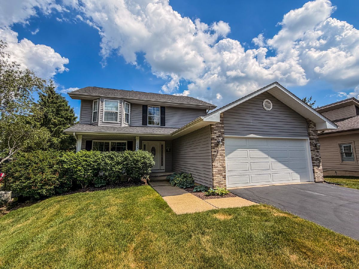  For Sale Poplar Grove Illinois, 1682 Candlewick Drive