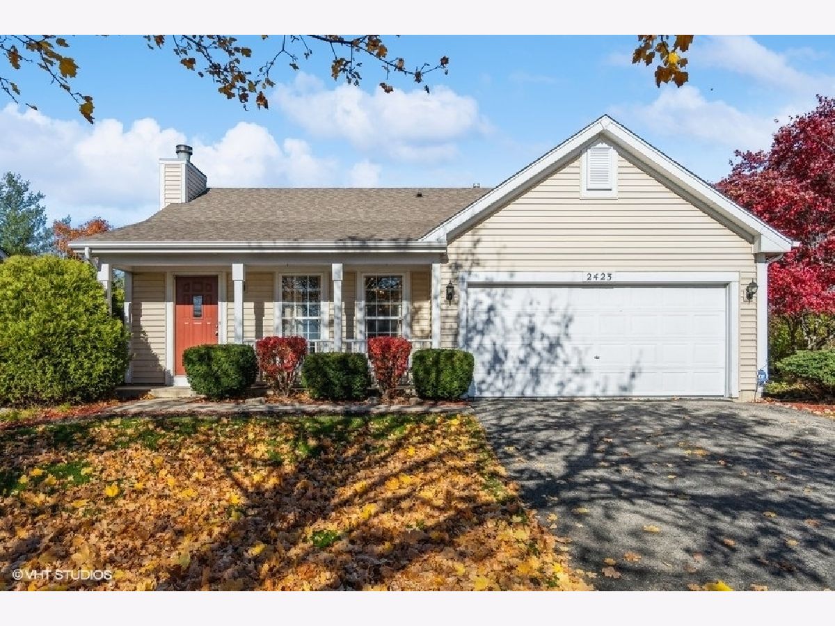 Townhomes & Condos & Homes Rented Woodlake Naperville Illinois, 2423 Durango