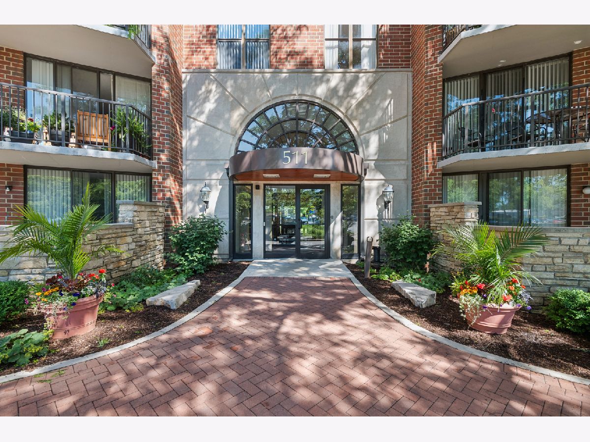 Condominiums Rented Riverplace Naperville Illinois, 511 Aurora