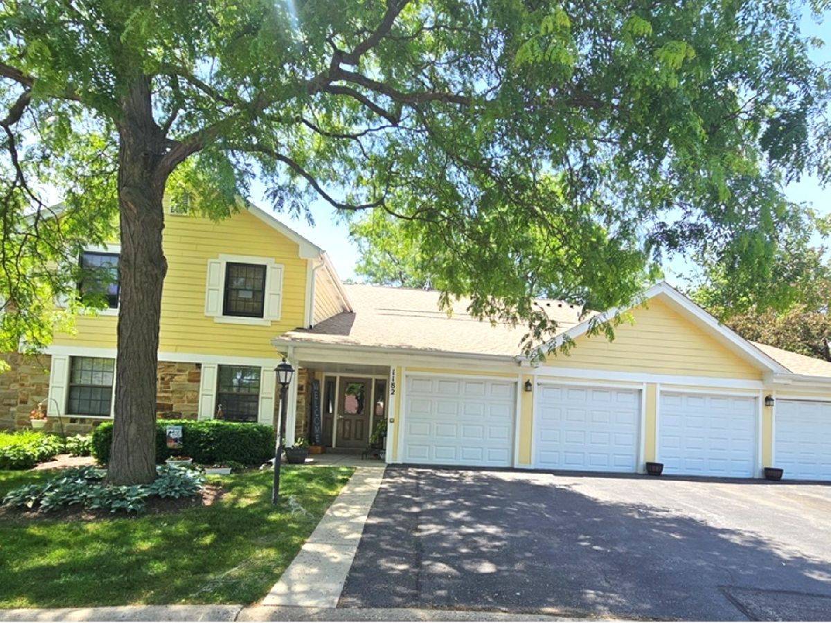  For Rent Wheeling Illinois, 1182 Northbury
