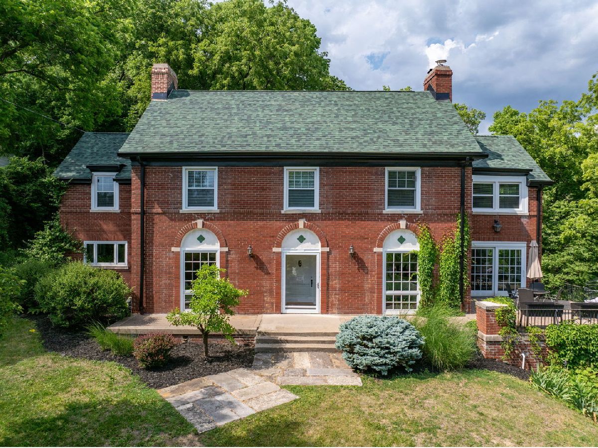  For Sale Davenport Iowa, 40 Edgehill Terrace