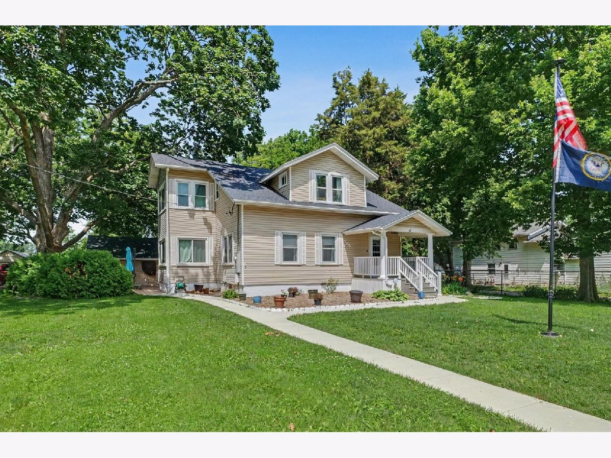  For Sale Fisher Illinois, 503 Third Street