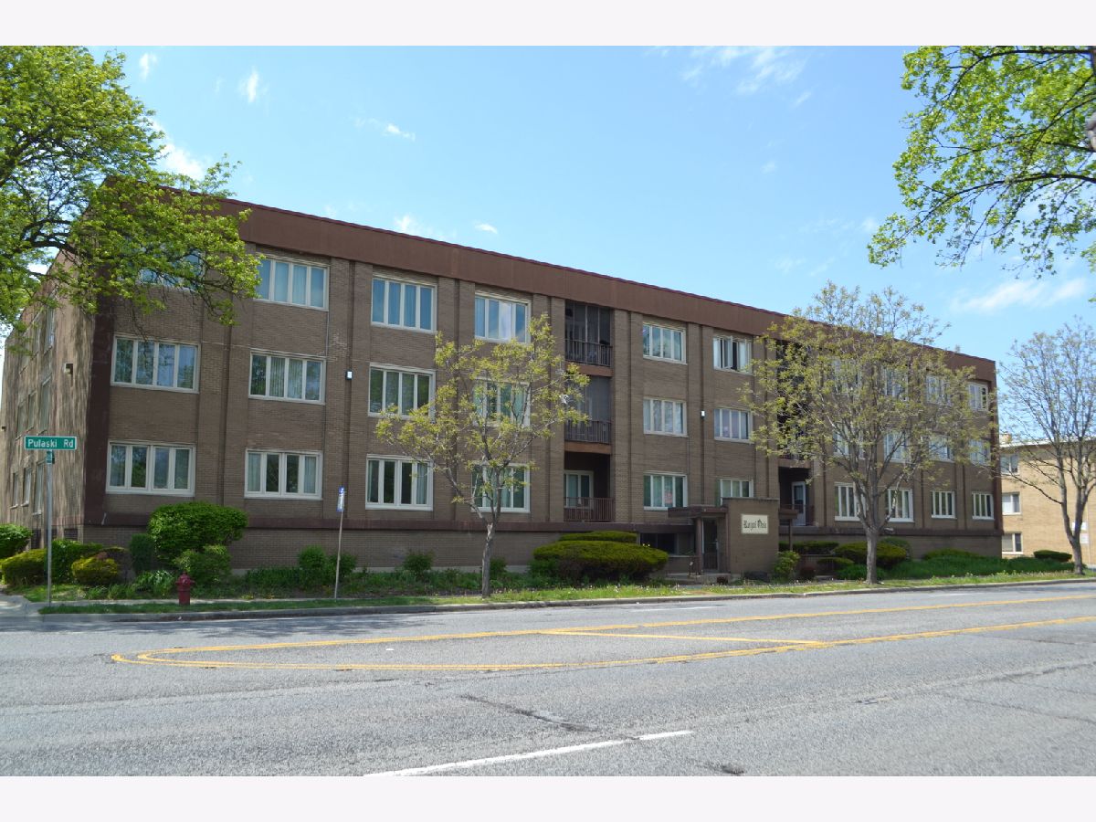  For Sale Oak Lawn Illinois, 10048 Pulaski Road