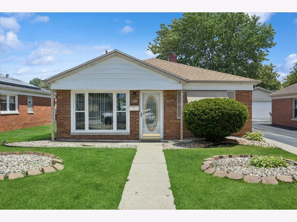  For Sale Merrionette Park Illinois, 11637 Harry J Rogowski Drive