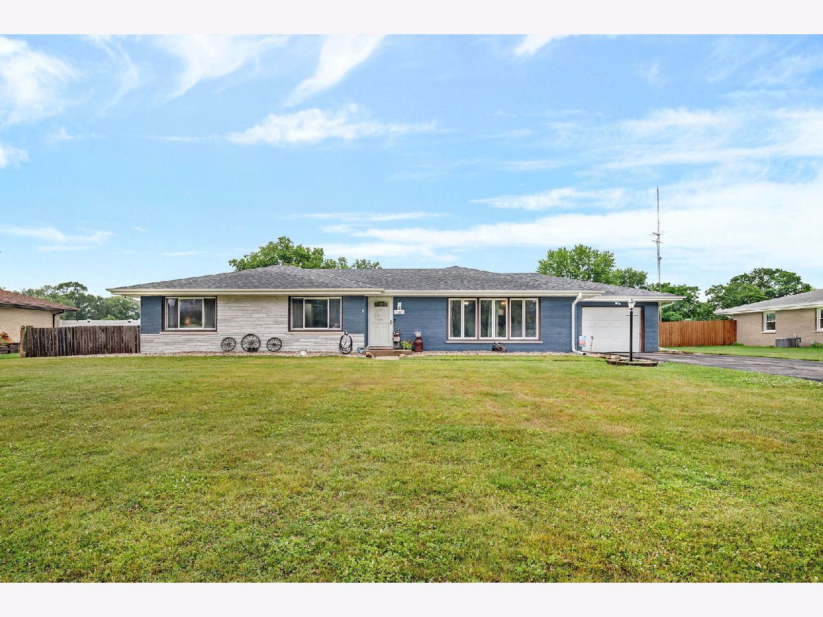  For Sale Morris Illinois, 180 Southmor Road