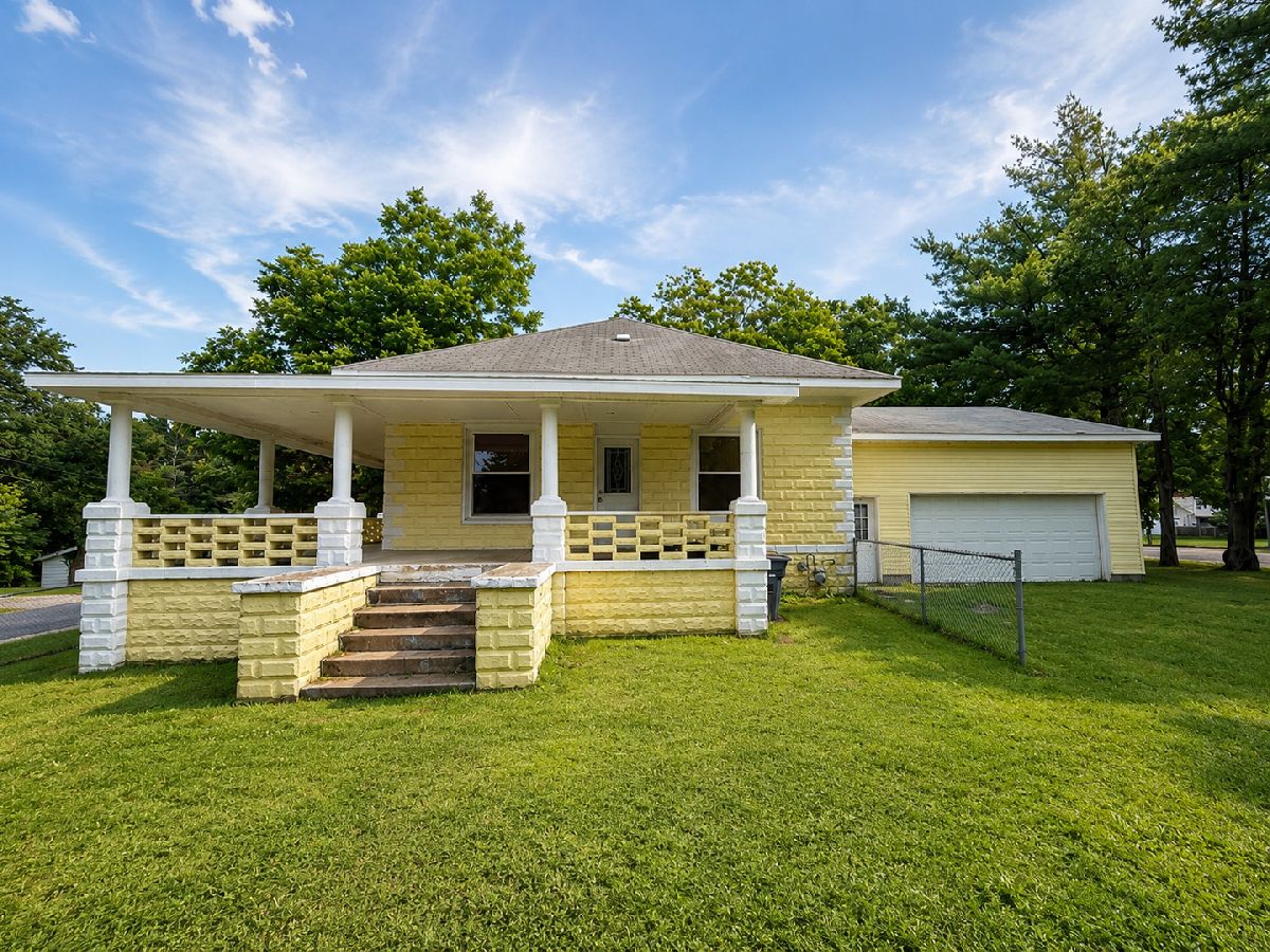  For Sale Salem Illinois, 501 Marion Avenue