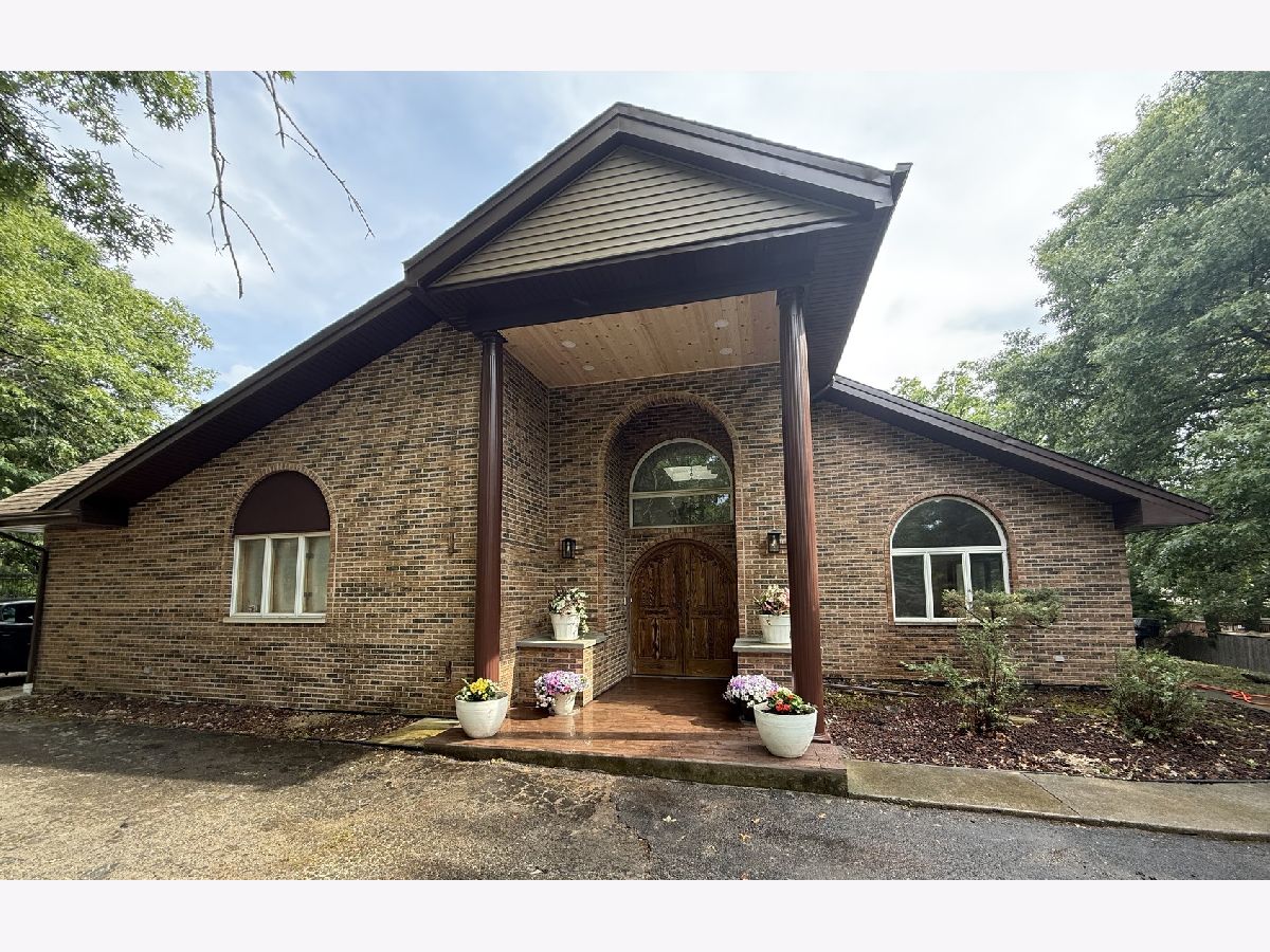  For Sale Palos Hills Illinois, 8951 99th Street