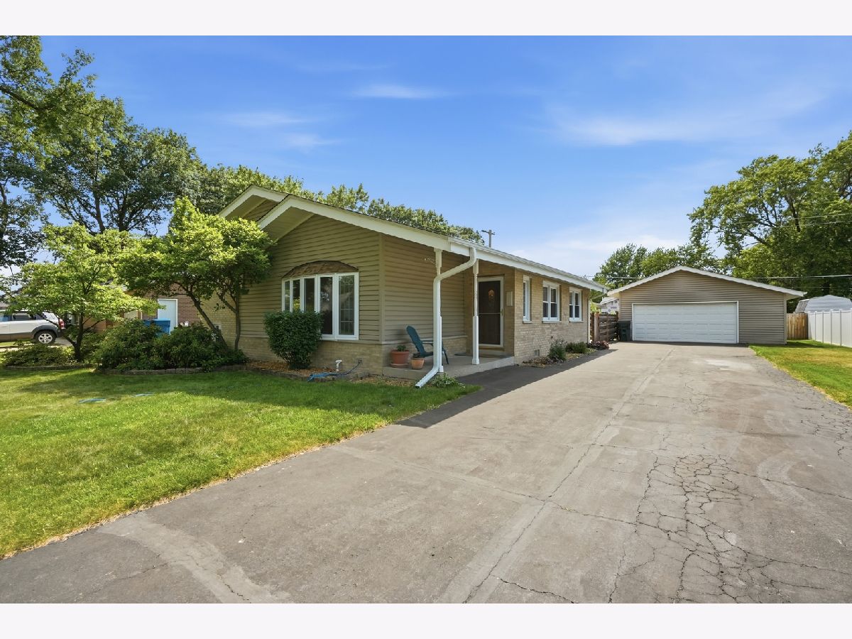  For Sale Palos Heights Illinois, 12624 Massasoit Avenue