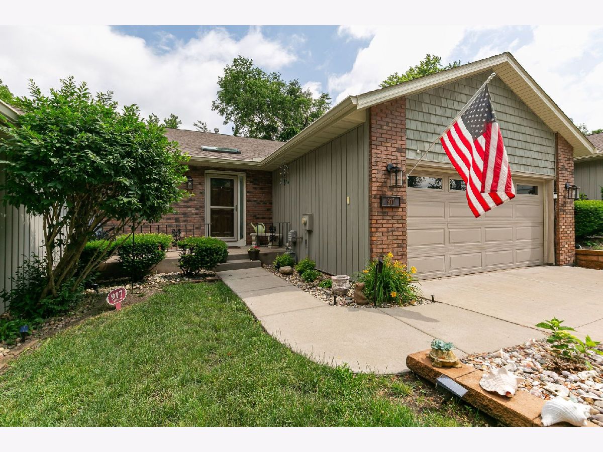  For Sale East Moline Illinois, 917 23rd Avenue