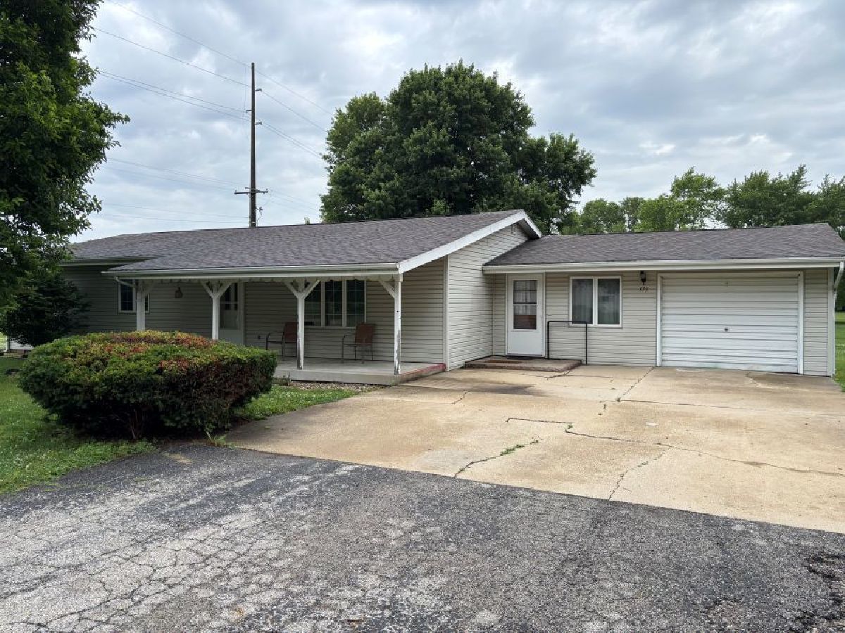  For Sale Sheldon Illinois, 375 Iroquois Street