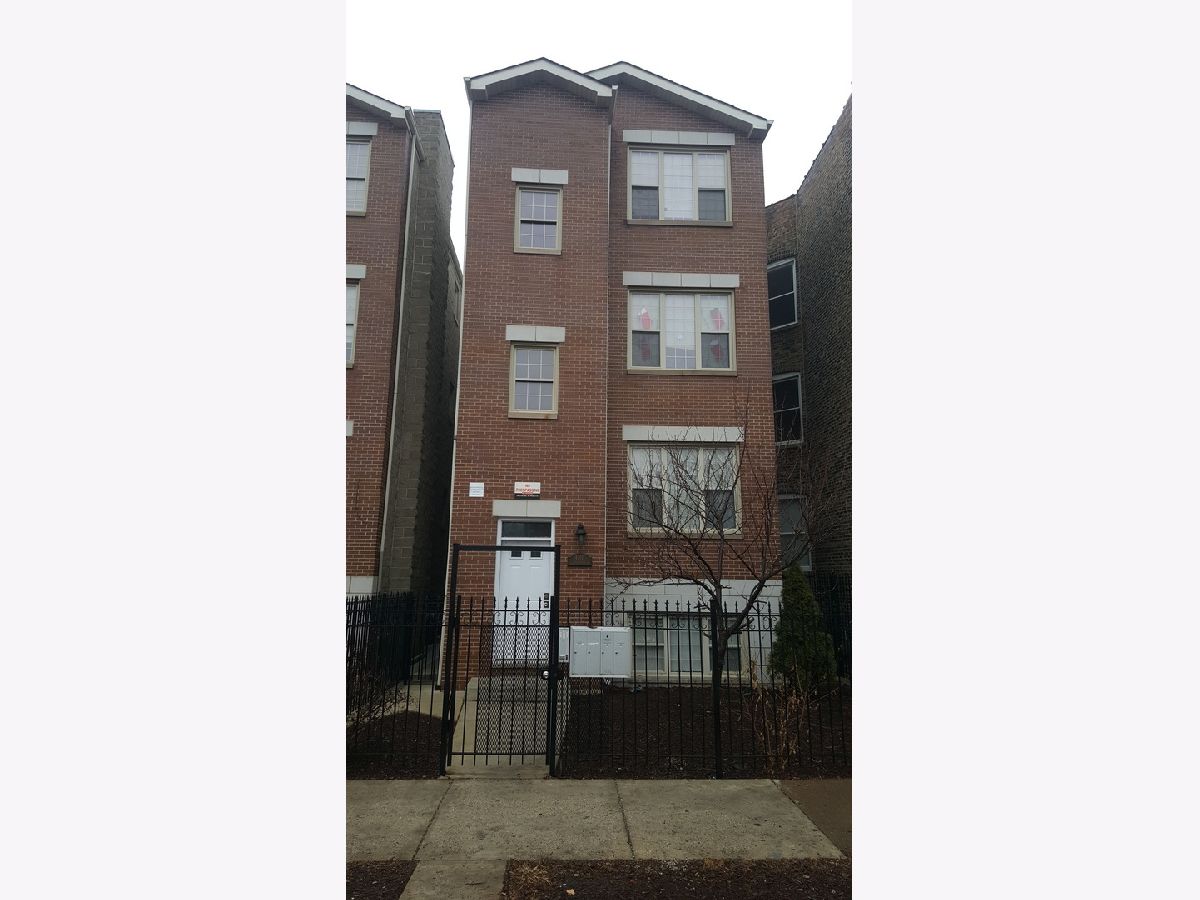  For Sale Chicago Illinois, 4016 Jackson Boulevard