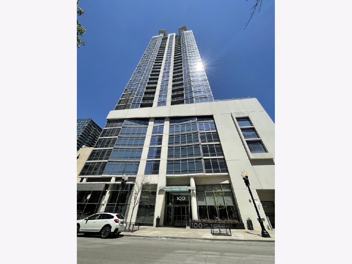 Condominiums For Rent 1400 Museum Park Chicago Illinois, 100 14th