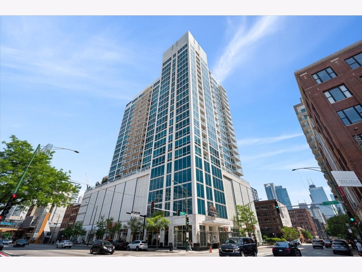  For Sale Chicago Illinois, 757 Orleans Street
