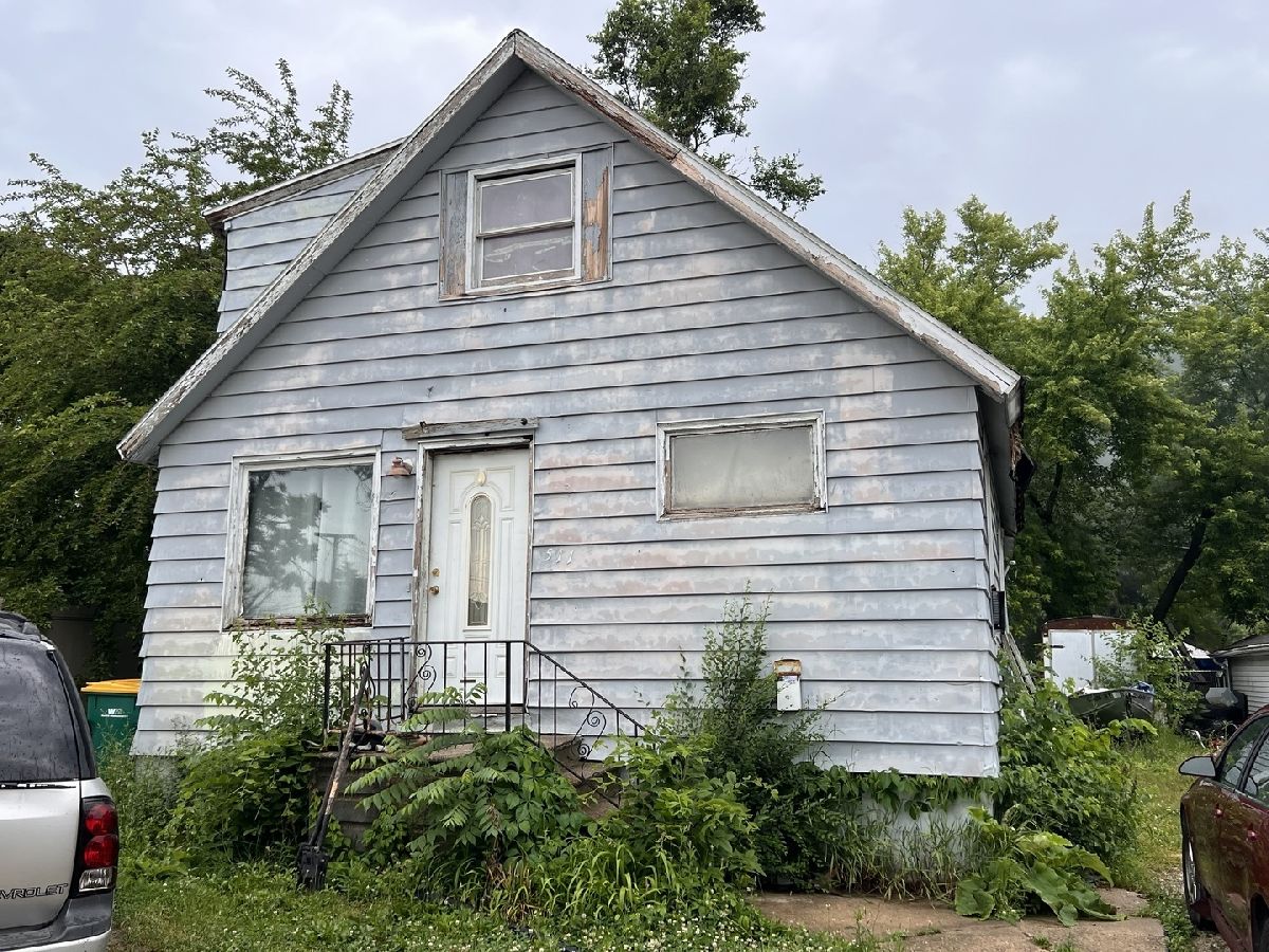  For Sale Joliet Illinois, 511 Briggs Street