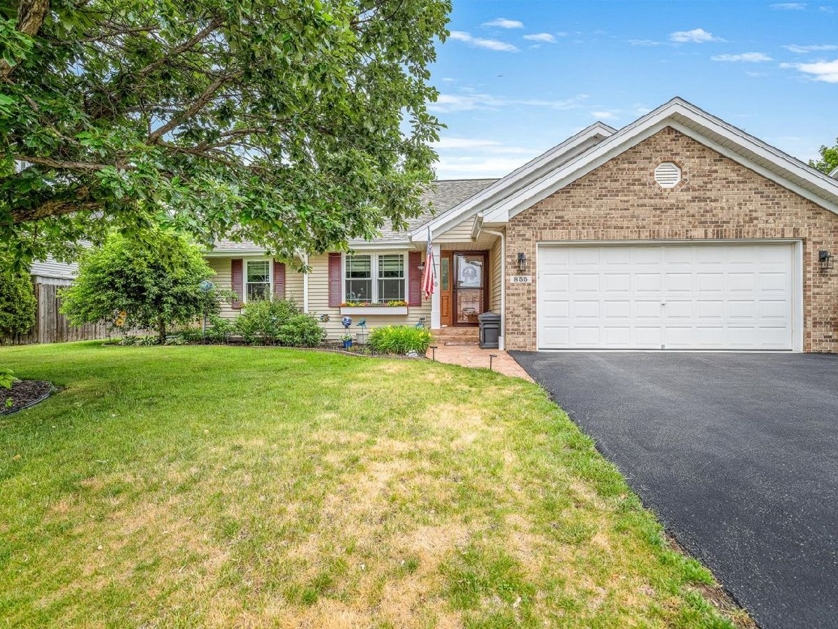  For Sale Rockton Illinois, 855 Bayfield Drive