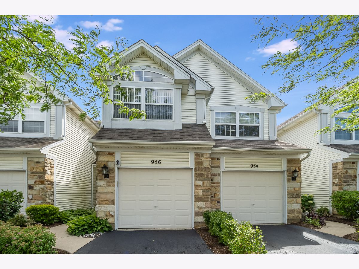  For Rent Lake In The Hills Illinois, 956 Mesa