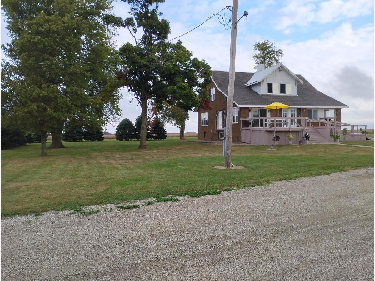  For Sale Chenoa Illinois, 10788 1000 East Road
