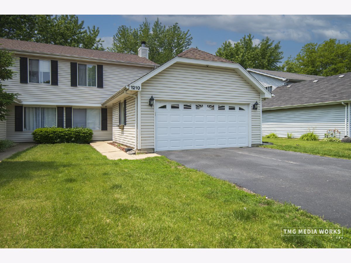  For Rent Aurora Illinois, 1210 Andover