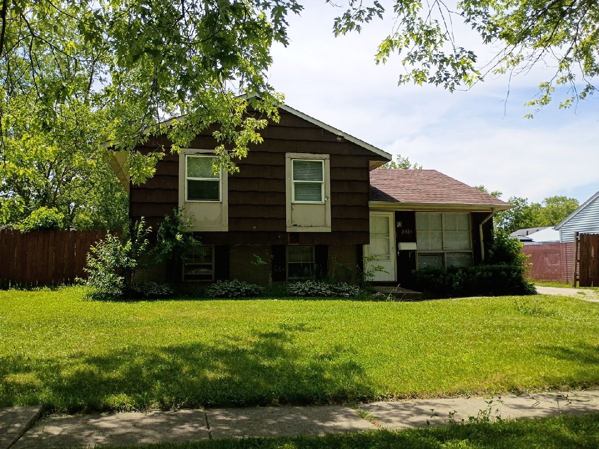  For Sale Sauk Village Illinois, 2924 224th Place