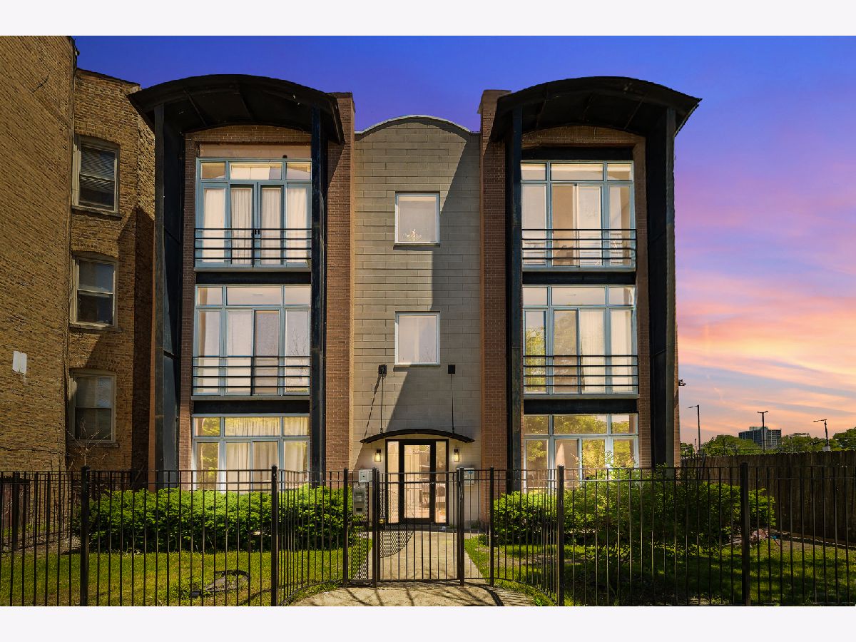  For Sale Chicago Illinois, 6225 Kenwood Avenue