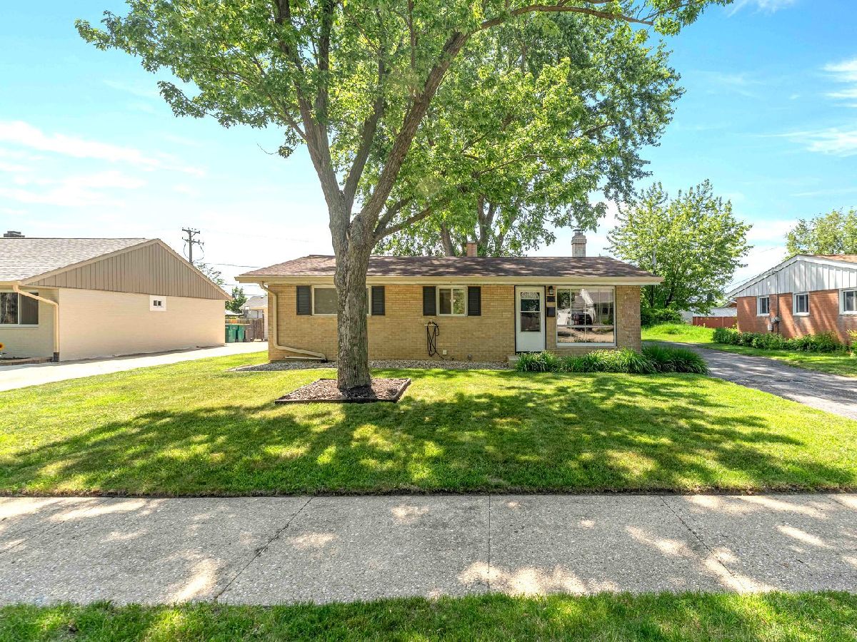  For Sale Joliet Illinois, 317 Fairlane Drive