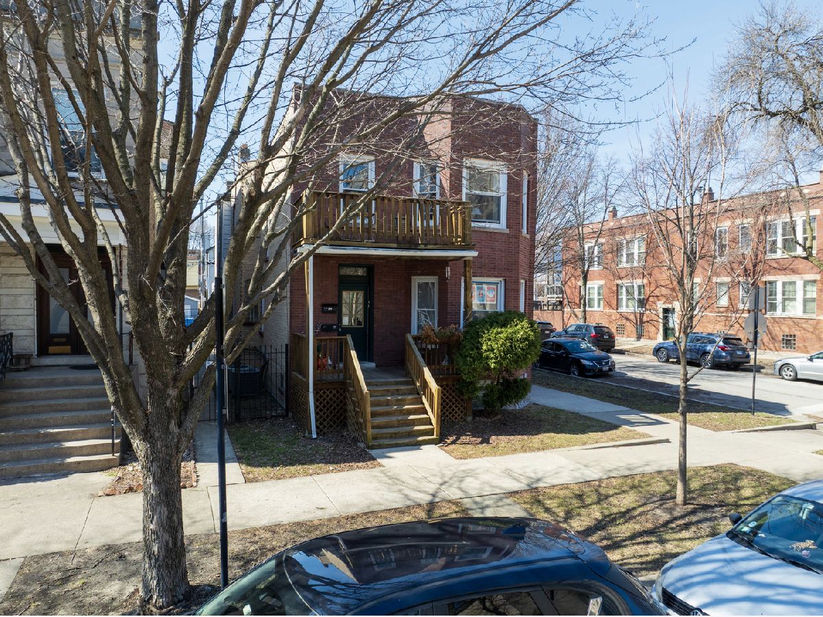  For Sale Chicago Illinois, 2648 Francisco Avenue