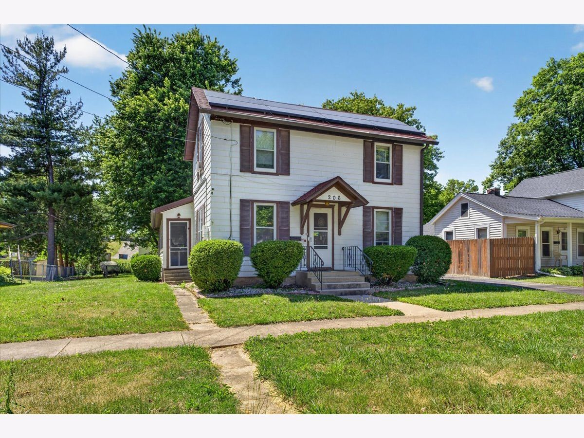  For Sale Oregon Illinois, 206 6th Street