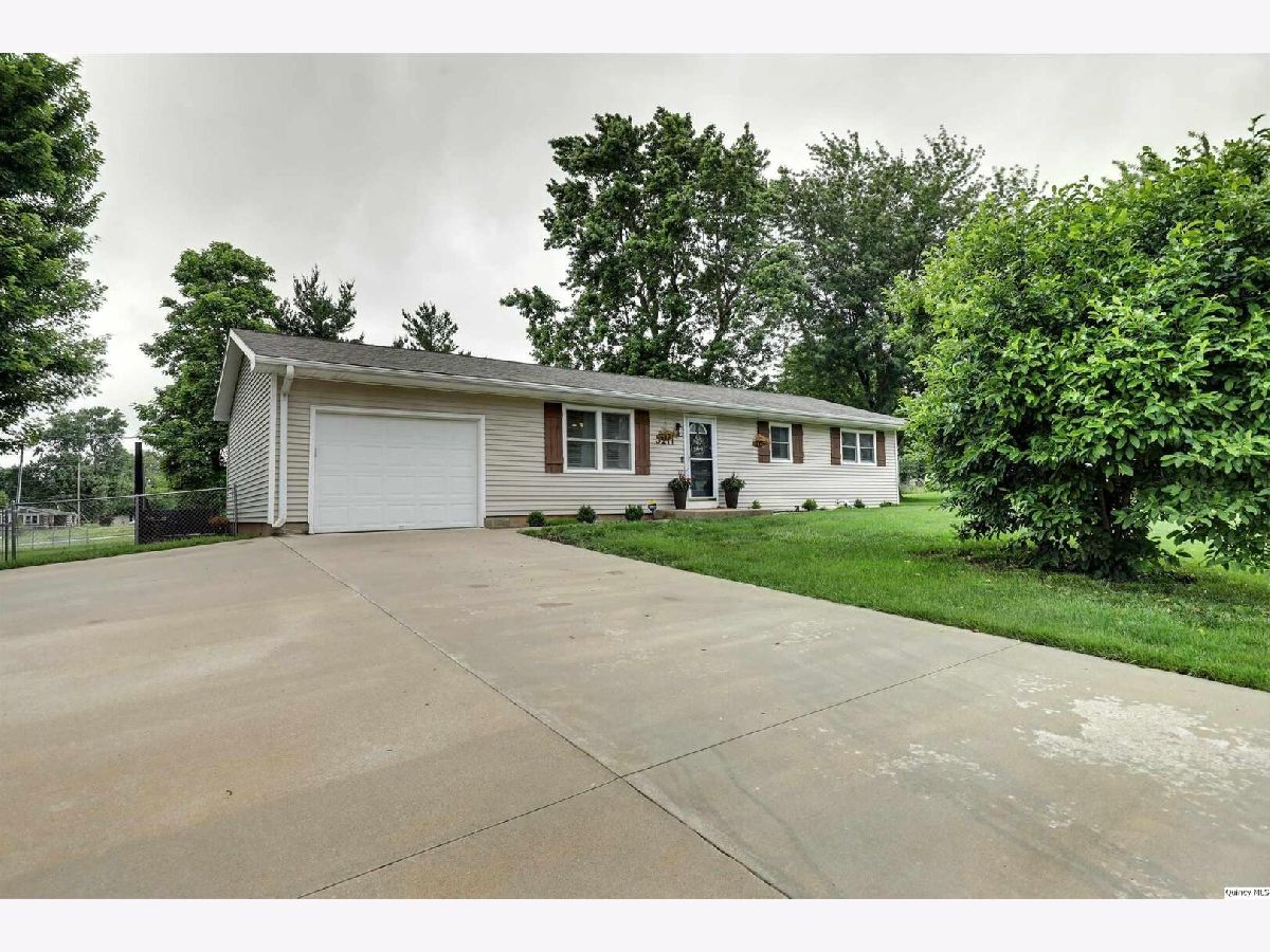  For Sale Quincy Illinois, 5211 Willer Dr. S.