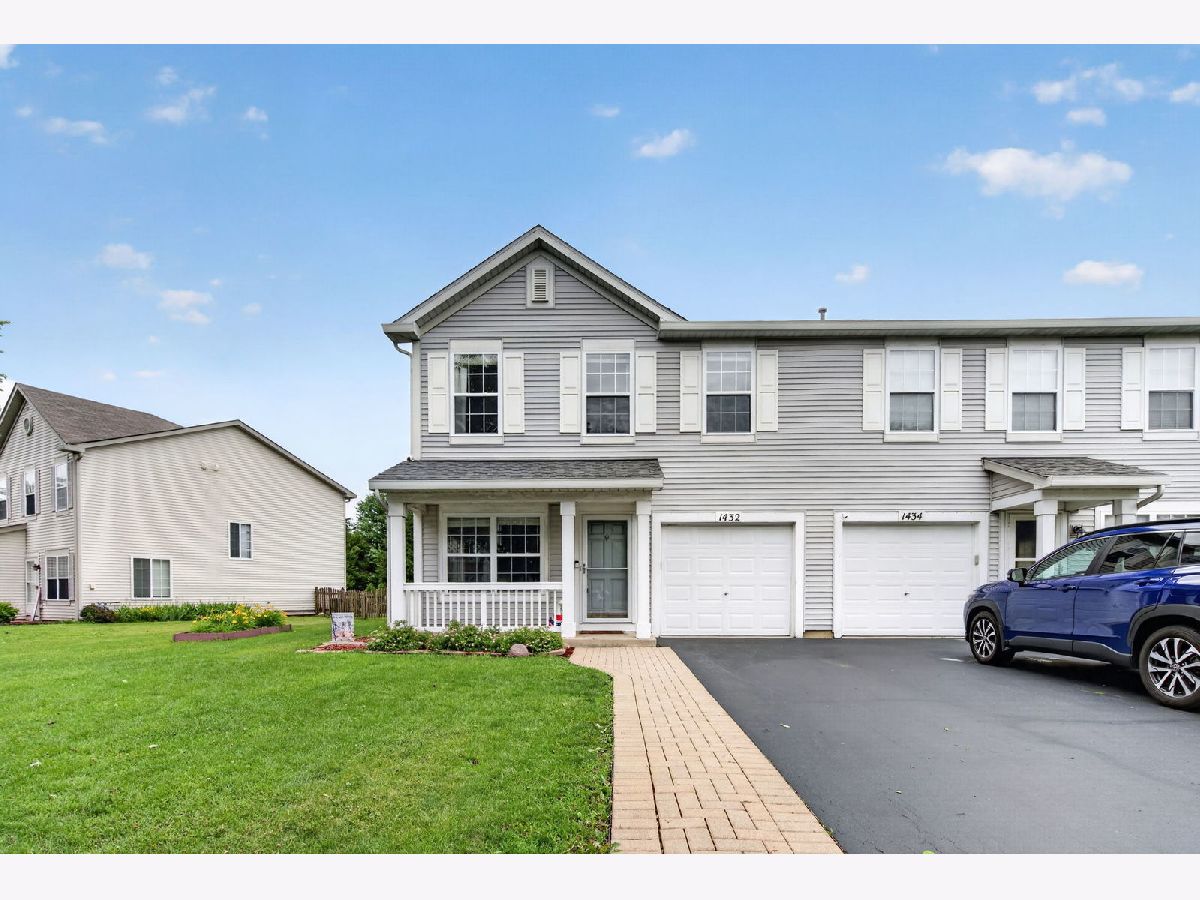  For Sale Minooka Illinois, 1432 Red Top Lane
