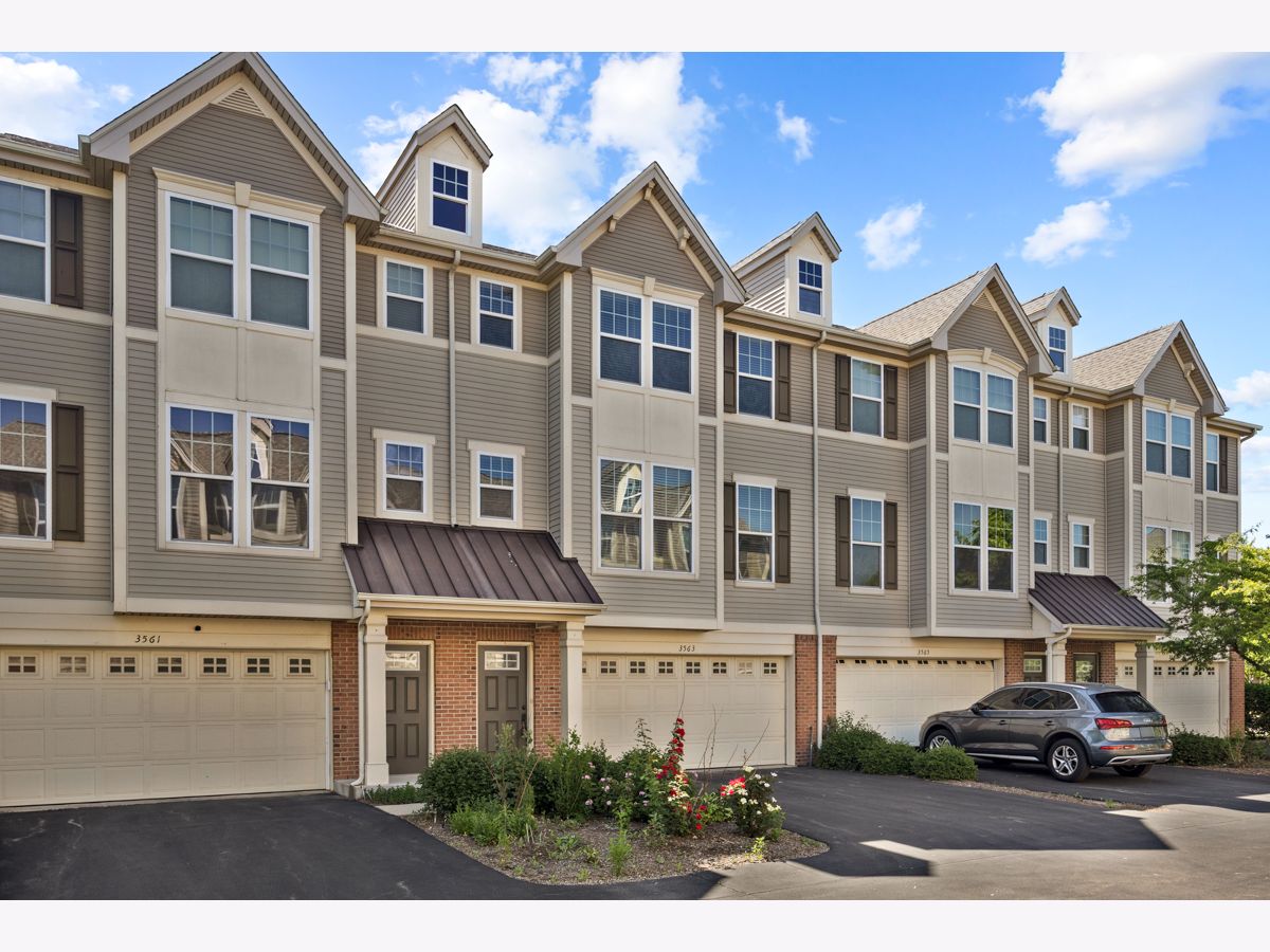  For Rent Aurora Illinois, 3563 Gabrielle