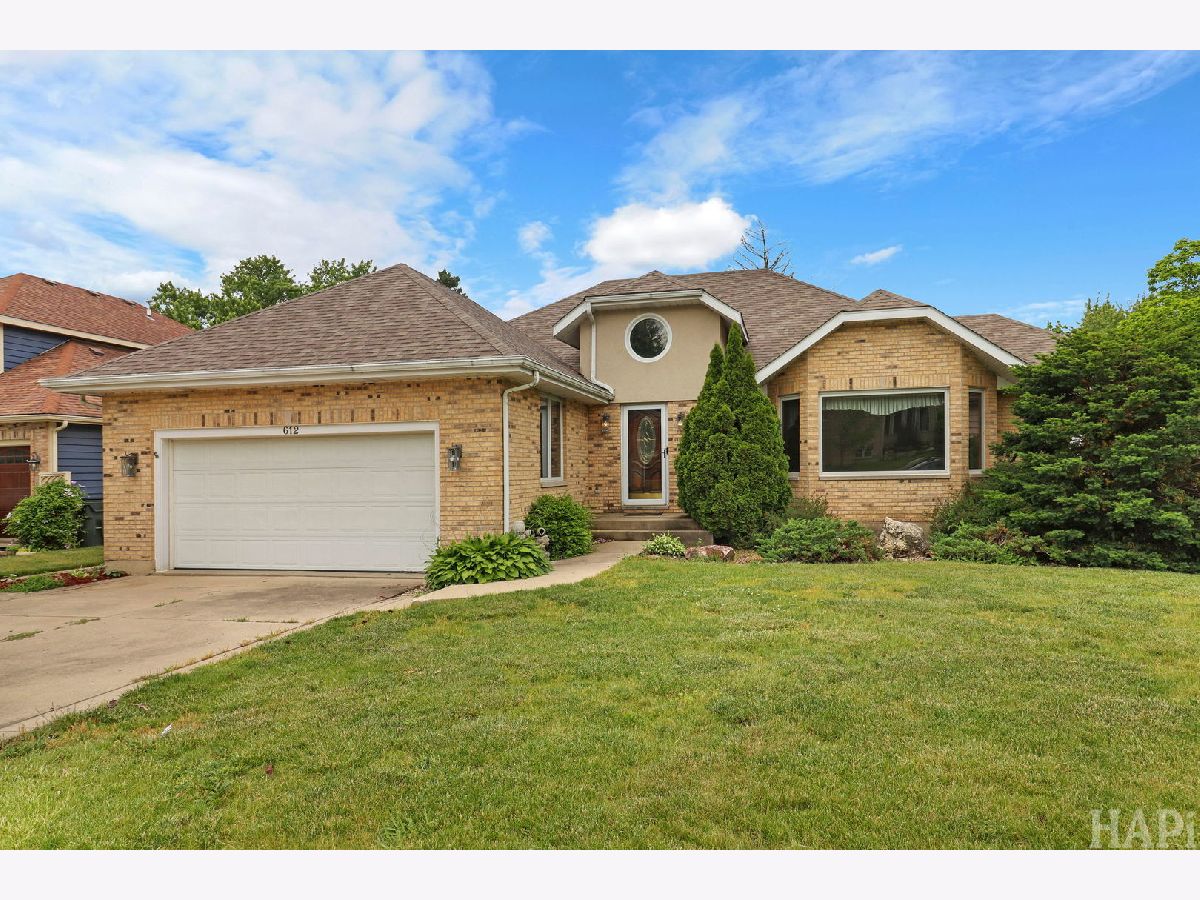  For Sale Antioch Illinois, 612 Edelweiss Drive