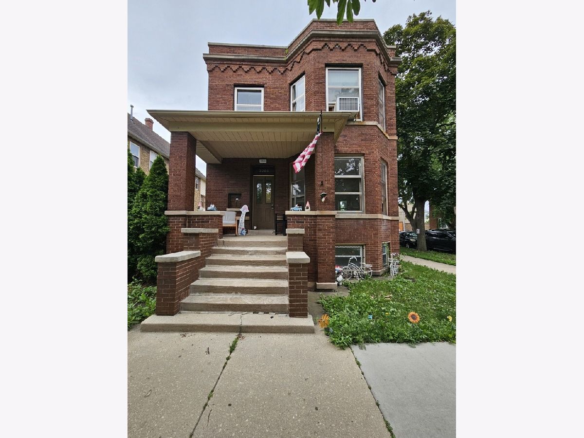  Rented Chicago Illinois, 3326 Karlov