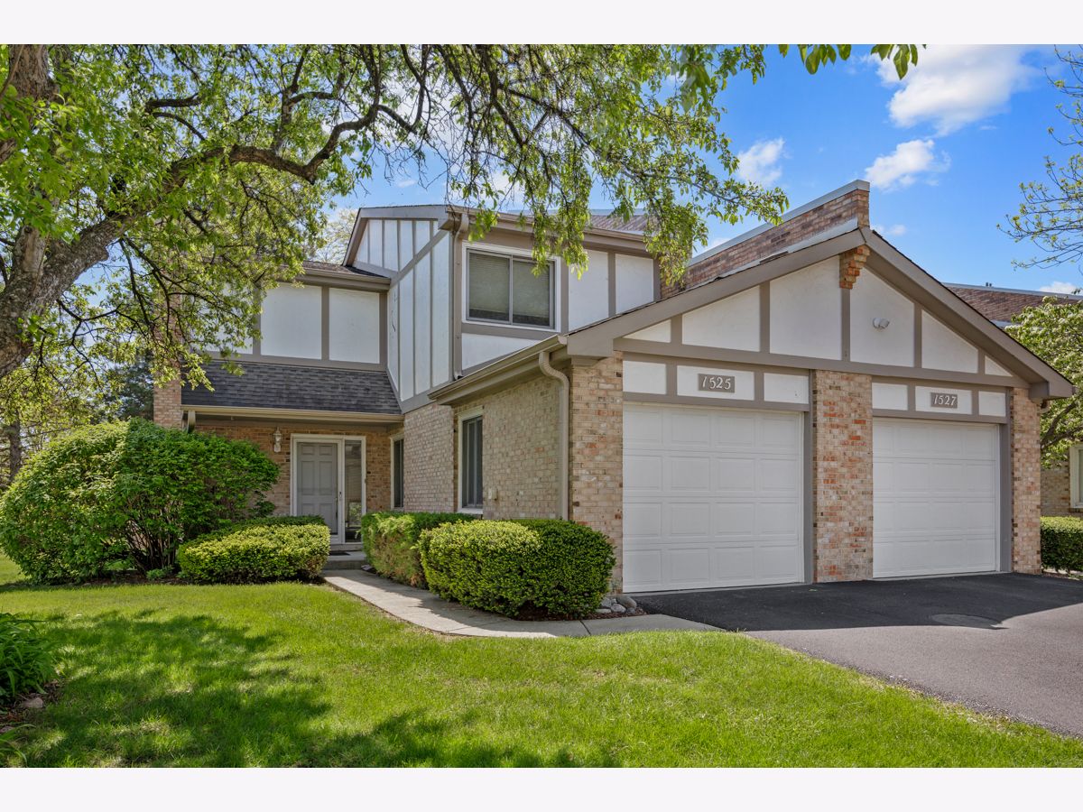  For Rent Elk Grove Village Illinois, 1525 Columbia