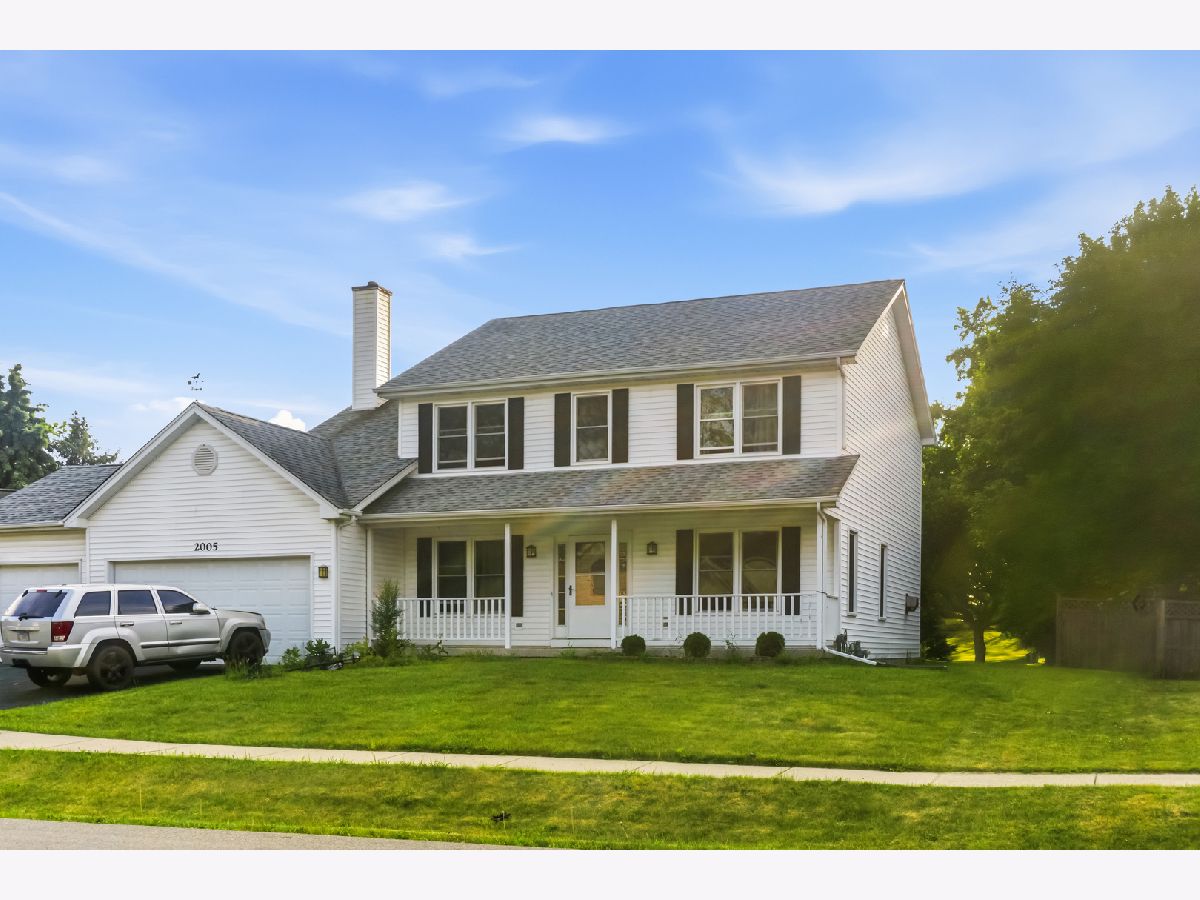 Homes For Sale Windmill Crossing Woodstock Illinois, 2005 Red Barn Road