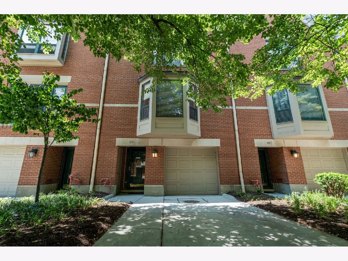  For Sale Chicago Illinois, 604 Laflin Street