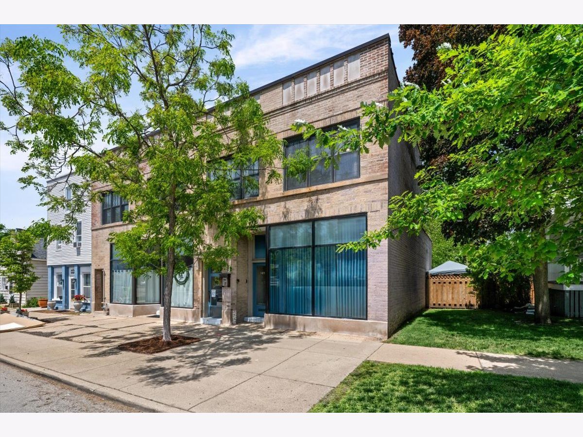  Rented Evanston Illinois, 1405 Greenleaf