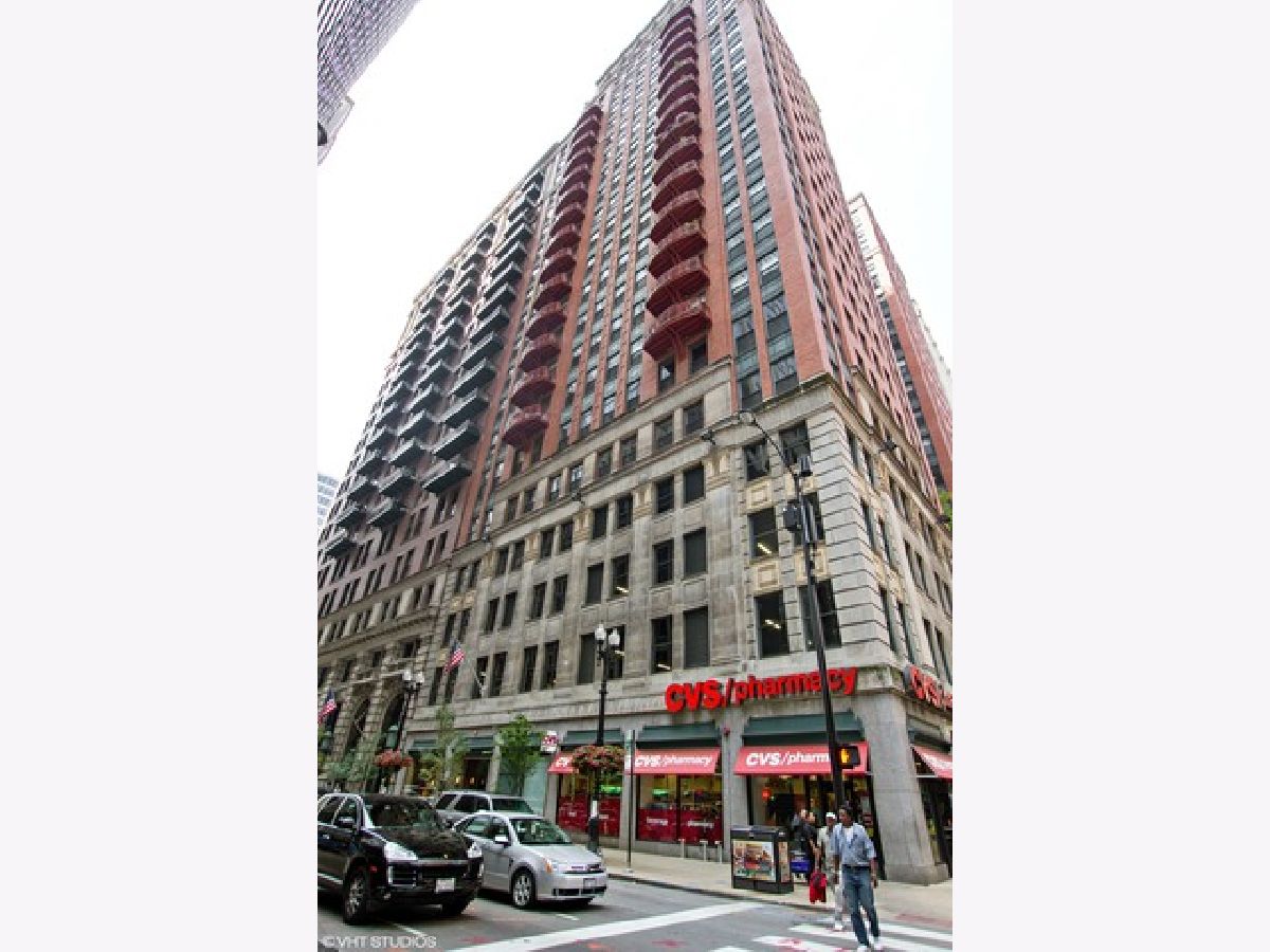  Rented Chicago Illinois, 212 Washington