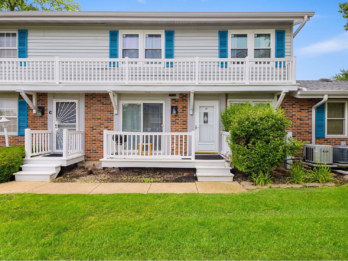  For Sale Bloomingdale Illinois, 306 Milton Court