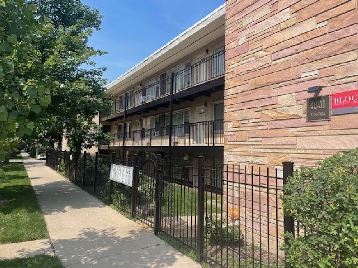  For Rent Chicago Illinois, 4801 Ridgeway
