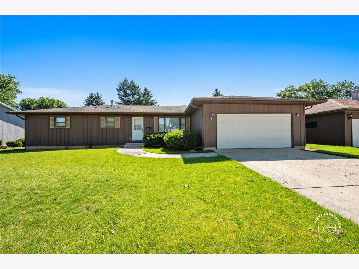  For Sale Elgin Illinois, 13 Weston Avenue