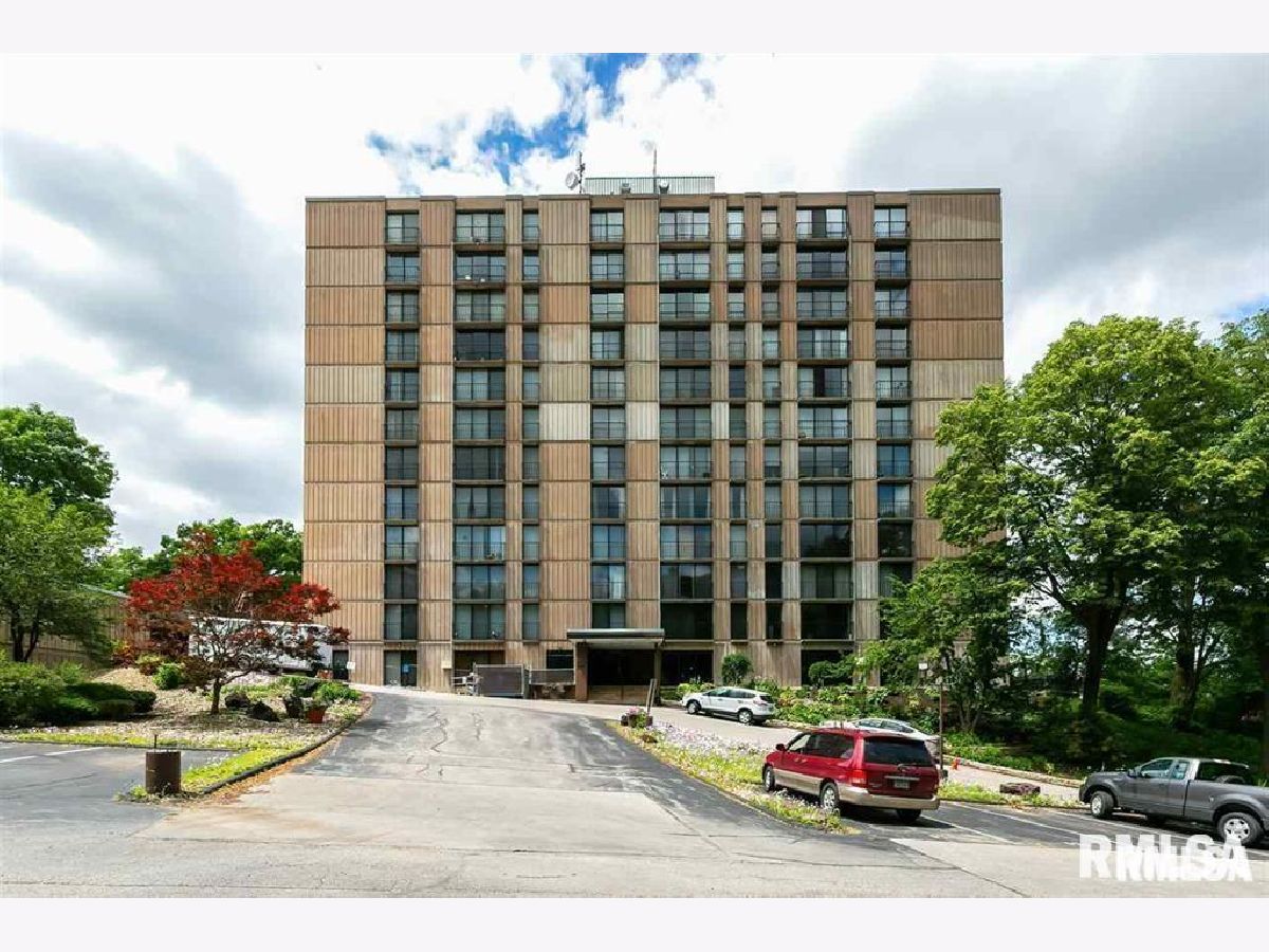  For Sale East Moline Illinois, 1800 7th Street