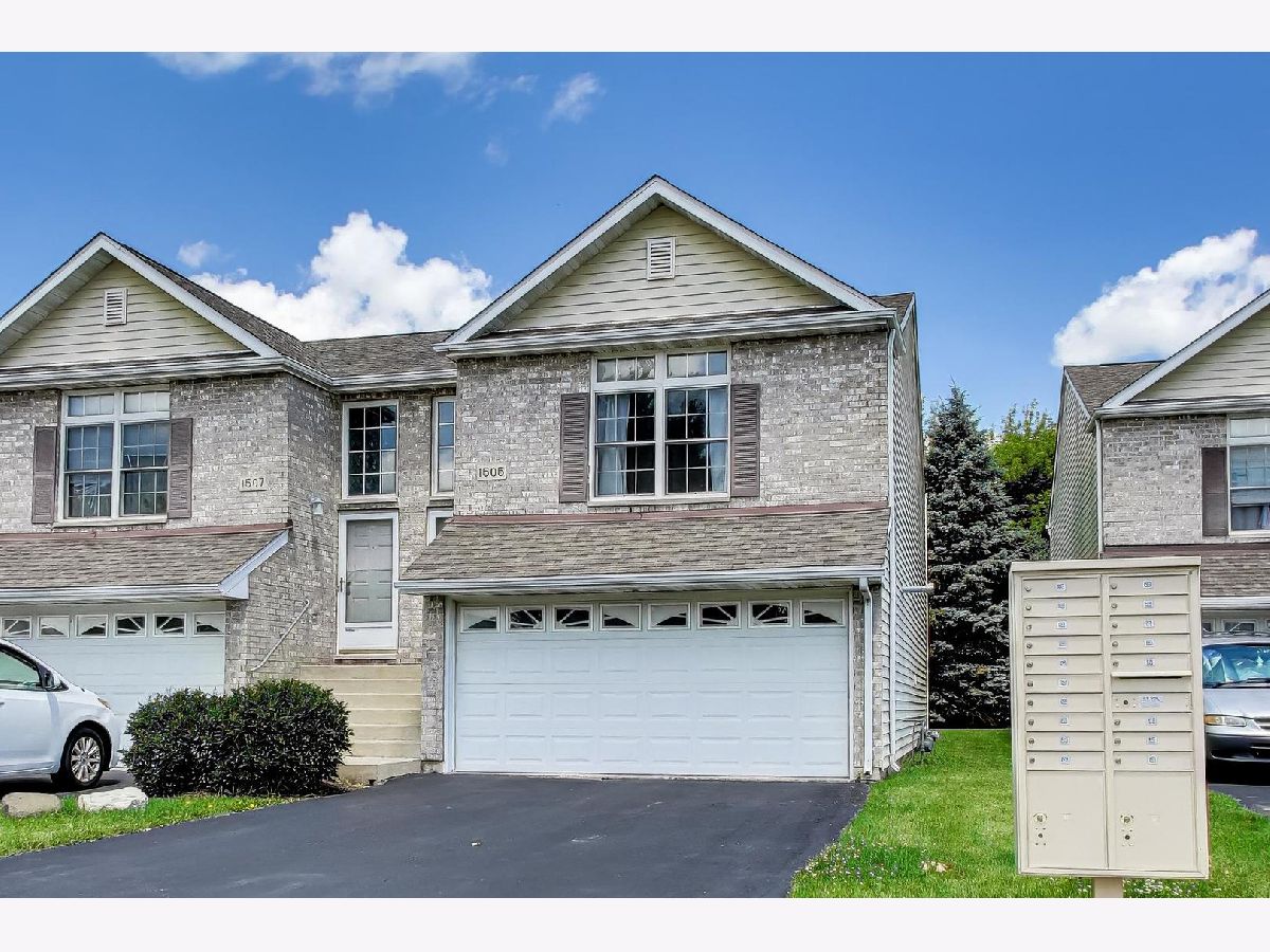  Sold Dekalb Illinois, 1505 Stonefield