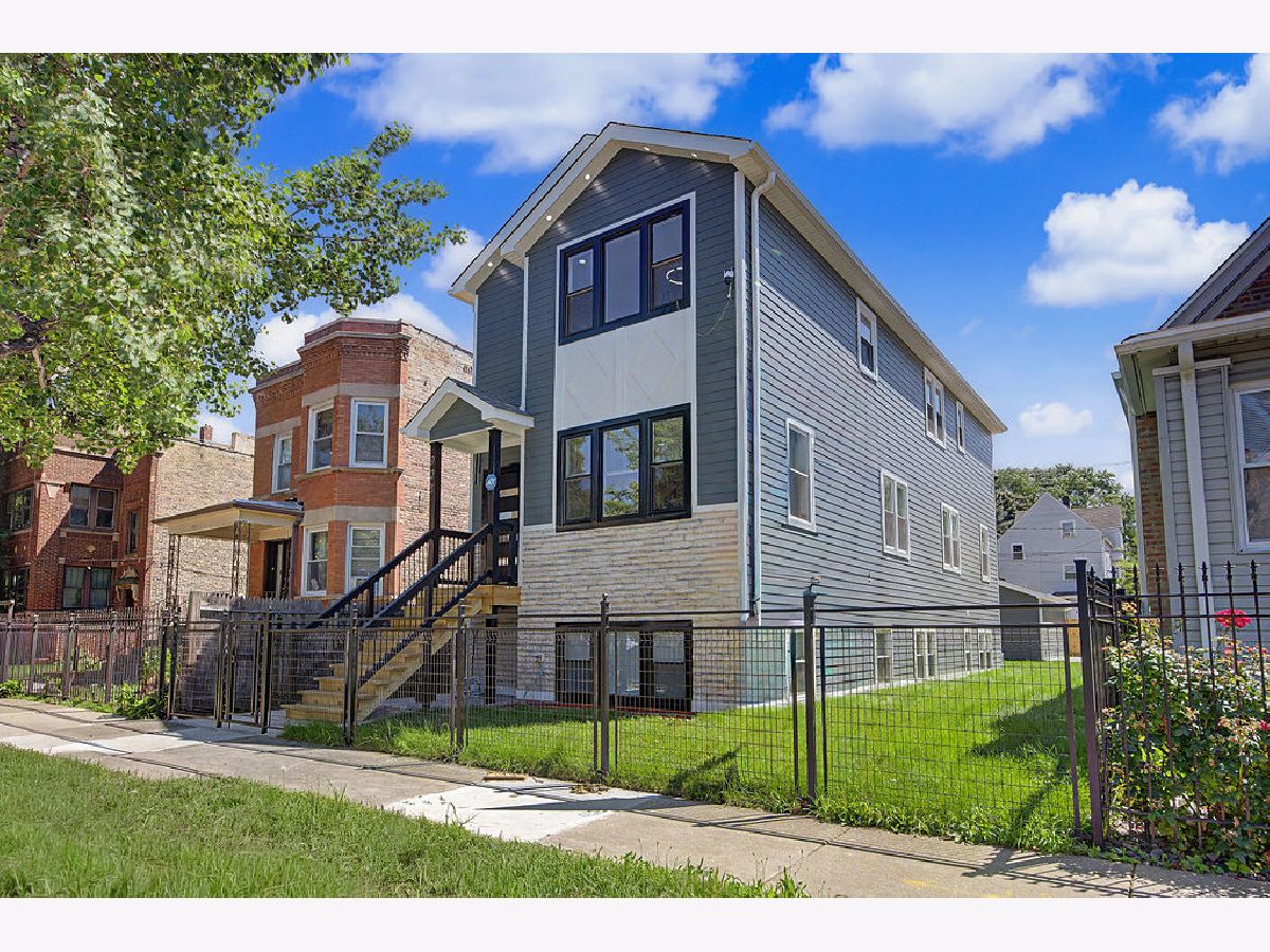 Homes & Condos & Townhomes For Sale Austin Village Chicago Illinois, 923 Massasoit Avenue