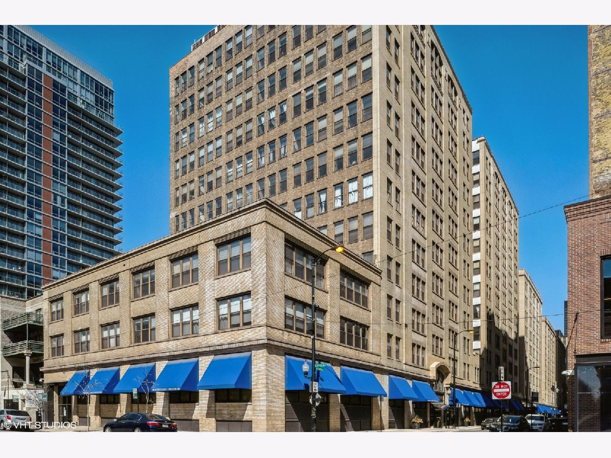 Condominiums For Rent Printers Square Chicago Illinois, 780 Federal
