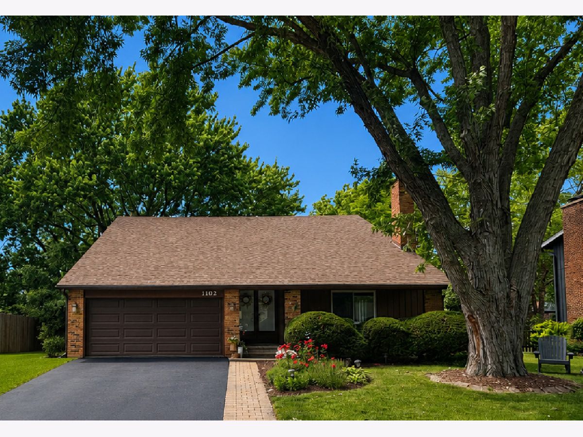  For Sale Palatine Illinois, 1102 Pepper Tree Drive