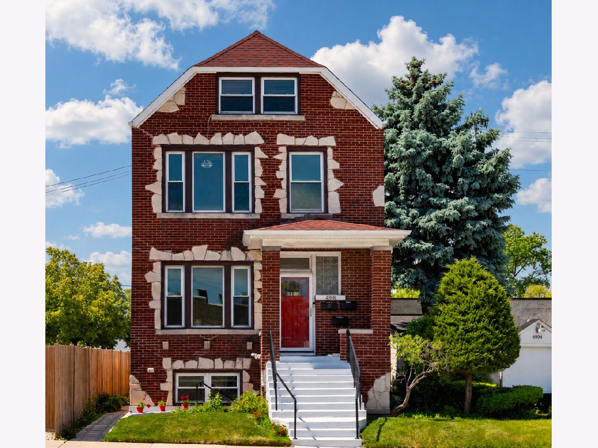  For Sale Chicago Illinois, 4988 Elston Avenue