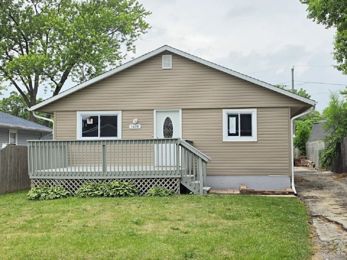  For Sale Round Lake Beach Illinois, 1408 Barberry Lane